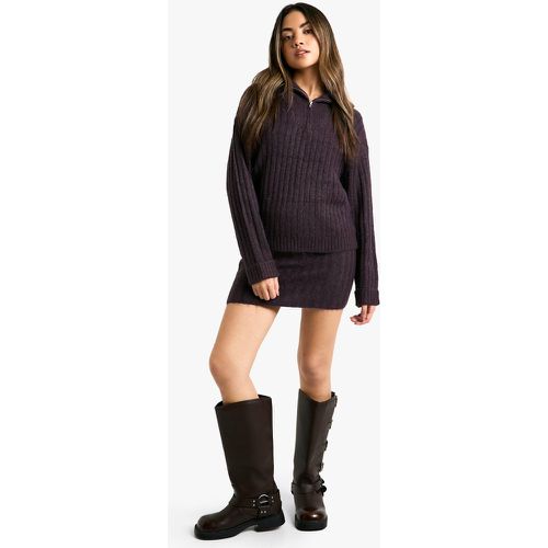 Set maglione oversize in maglia morbida a coste spesse con zip sul colletto & minigonna - boohoo - Modalova