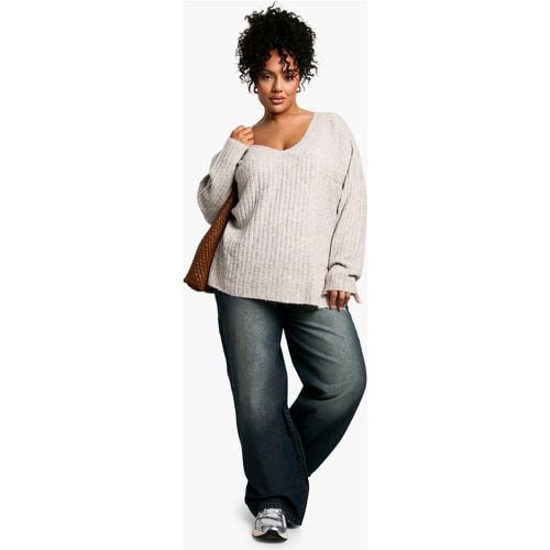 Maglione lungo Plus Size a coste miste - boohoo - Modalova