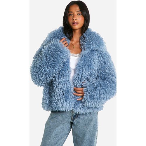 Cappotto Petite in pelliccia sintetica Shaagy - boohoo - Modalova