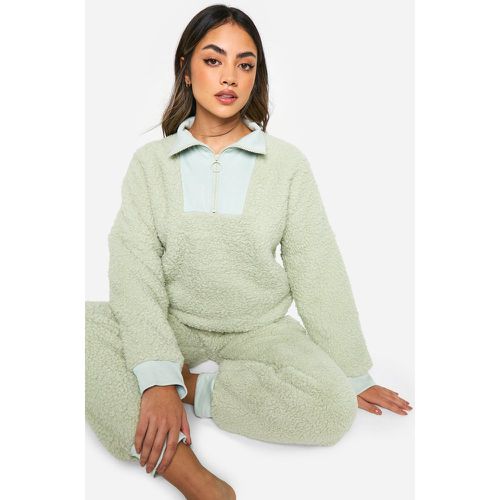 Set da casa in fleece a coste con zip corta & pantaloni tuta - boohoo - Modalova