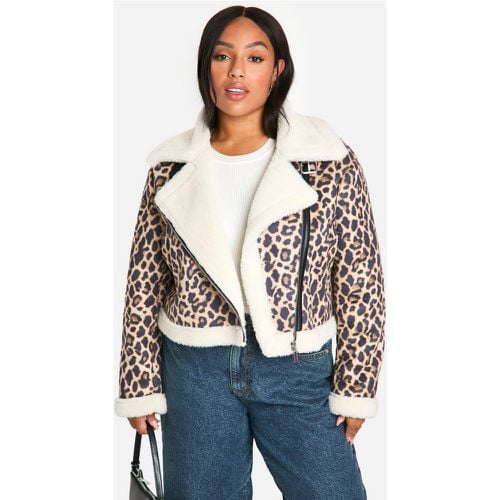 Cappotto da aviatore Plus Size oversize leopardato - boohoo - Modalova