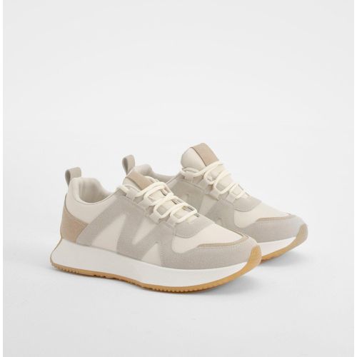 Contrast Panel Chunky Trainers - boohoo - Modalova