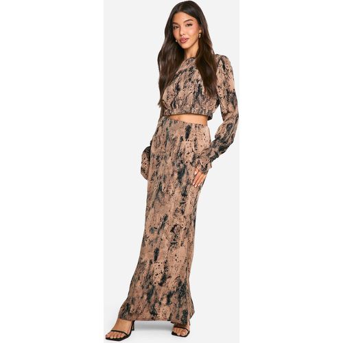 Gonna maxi Fit & Flare in tessuto in fantasia tie dye tono su tono - boohoo - Modalova