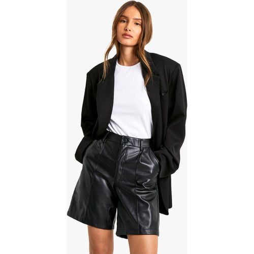 Bermudas De Corte Largo Y Cuero Sintético - boohoo - Modalova