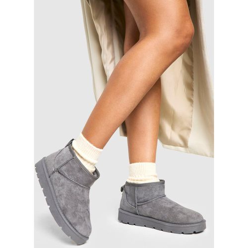 Botas Ultra Mini Cómodas, Gris - boohoo - Modalova