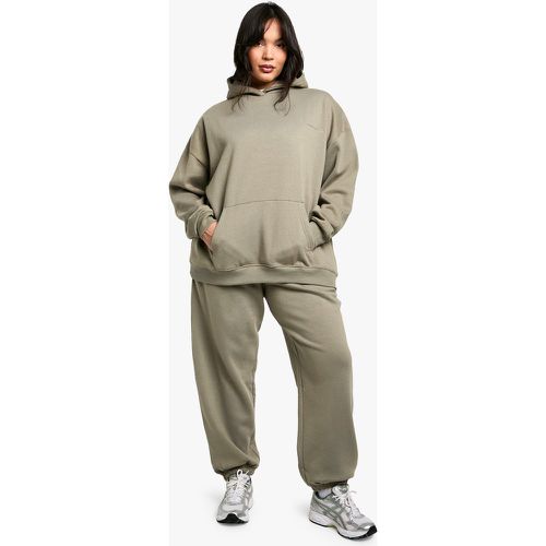 Pantalón Deportivo Plus Oversize Con Bordado Dsgn Studio Y Botamanga - boohoo - Modalova