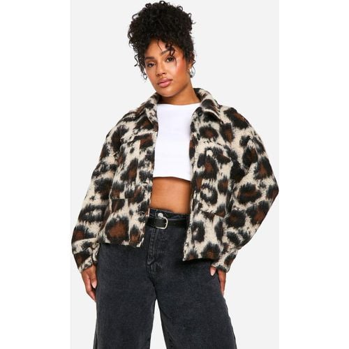 Giacca Plus Size in lana leopardata con colletto - boohoo - Modalova