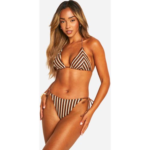 Set bikini a triangolo in spugna a righe - boohoo - Modalova