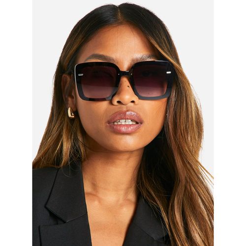 Oversized Square Sunglasses, Nero - boohoo - Modalova