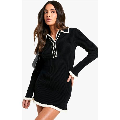 Vestito Skater Petite in maglia con colletto e finiture a contrasto - boohoo - Modalova