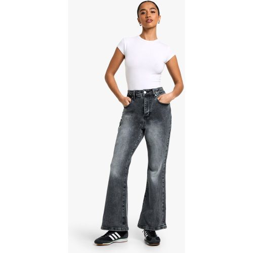 Jeans a zampa Petite, Grigio - boohoo - Modalova