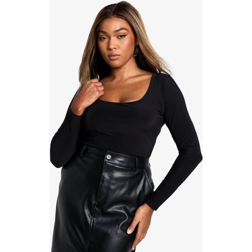 Body a girocollo Plus Size seducente su due livelli - boohoo - Modalova