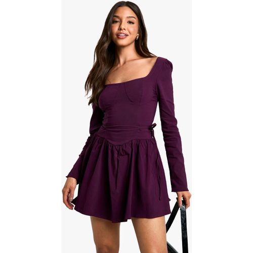 Vestido Mini Skater De Manga Larga Con Atadura En La Cintura - boohoo - Modalova