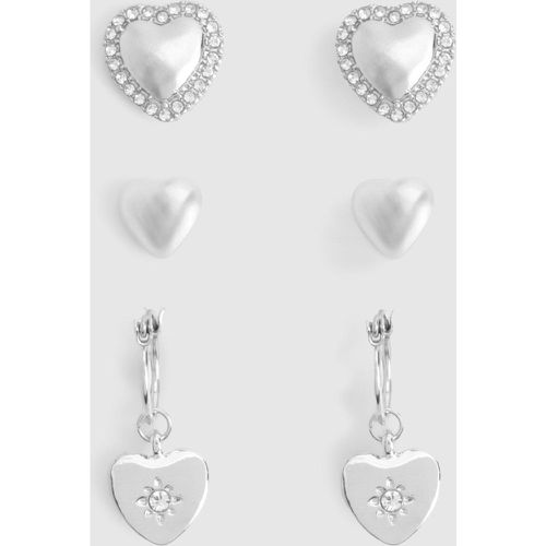 Pack De 3 Pendientes Plateados Con Forma De Corazón - boohoo - Modalova