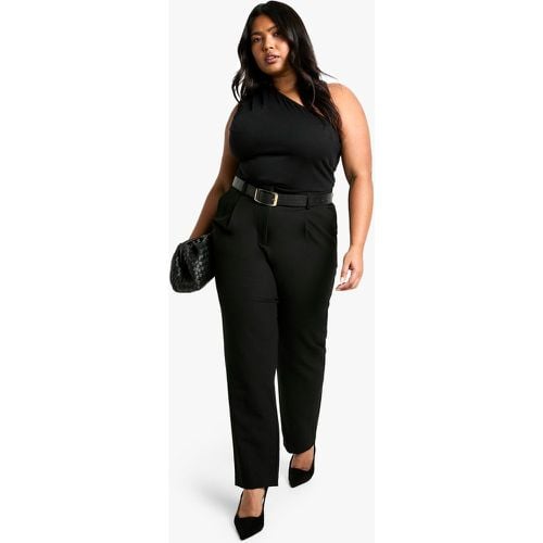 Pantaloni sartoriali Plus Size SLIM GAMBA - boohoo - Modalova