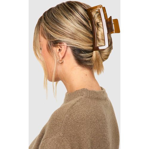 Pinza Para El Pelo Cuadrada Grande - boohoo - Modalova