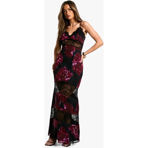 Vestido Maxi De Encaje Con Estampado De Flores Oscuras - boohoo - Modalova