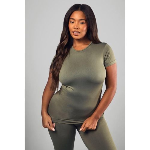 Top Plus Size Premium modellante a maniche corte senza cuciture - boohoo - Modalova