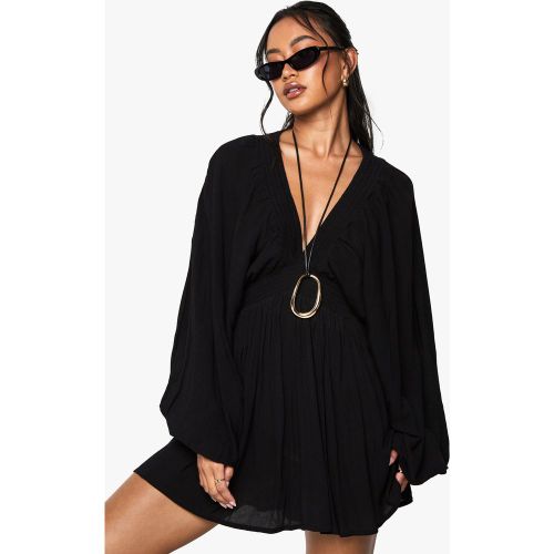 Miniabito a maniche lunghe effetto crespo con scollo profondo - boohoo - Modalova