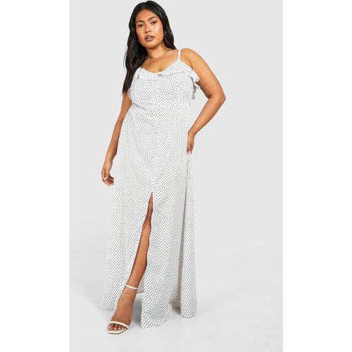 Vestido Plus Maxi Con Volante Y Botones - boohoo - Modalova