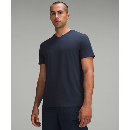– Fundamental T-Shirt mit V-Ausschnitt für Männer – Blau – Größe XS - lululemon - Modalova