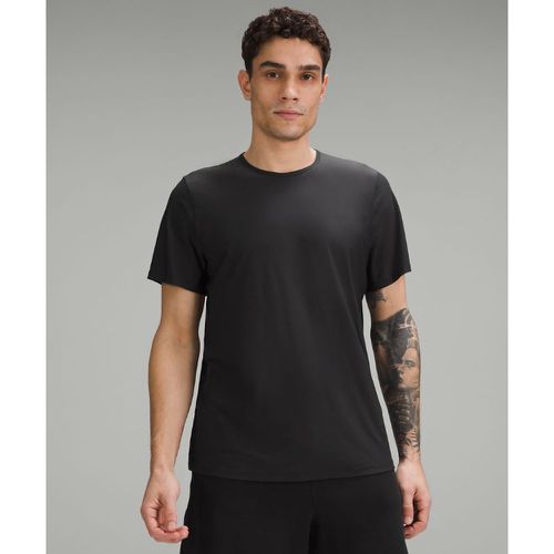 – Ultrasoftes T-Shirt aus Nulu für Männer – Größe XL - lululemon - Modalova