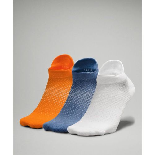 – MacroPillow Laufsocken mit Knöchelschutz, mittlere Dämpfung 3er-Pack für Männer – Orange/Blau/Weiß – Größe M - lululemon - Modalova
