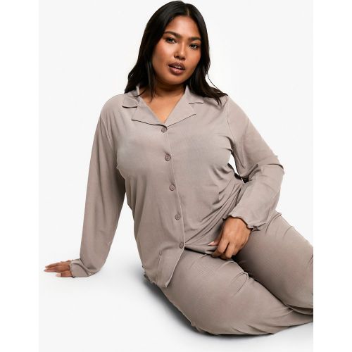 Pijama Plus De Canalé Con Pantalón Largo Y Botones - boohoo - Modalova