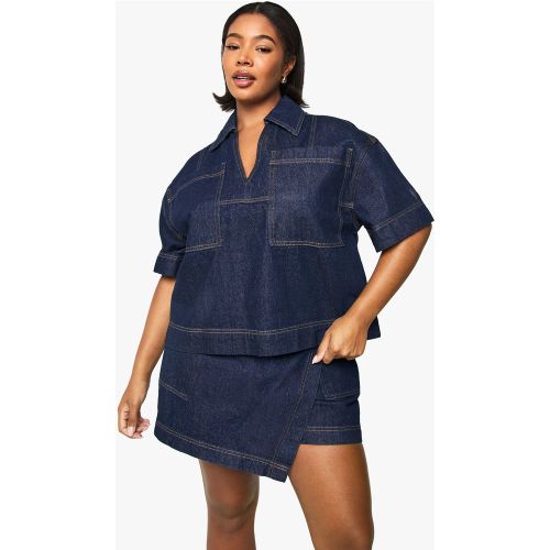 Camisa Plus Vaquera Recta De Manga Corta - boohoo - Modalova