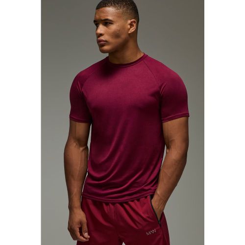 T-shirt de sport léger à manches raglan - MAN Active homme - 2XL - Boohooman - Modalova