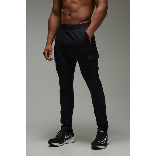 Pantaloni tuta Cargo tecnici Man Active Gym - boohoo - Modalova