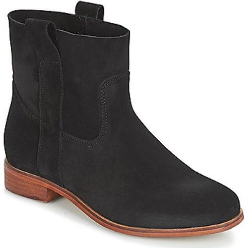 TITAINE women's Mid Boots in - André - Modalova