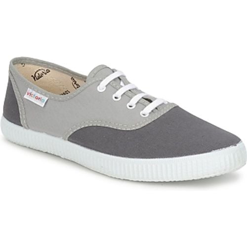 Men's Shoes (Trainers) in - Victoria - Modalova