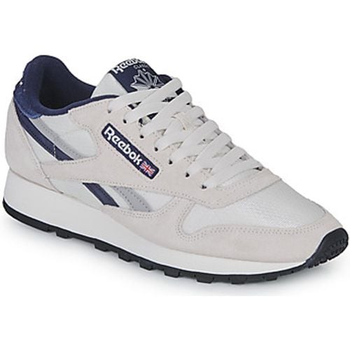 CLASSIC LEATHER women's Shoes (Trainers) in - Reebok Classic - Modalova