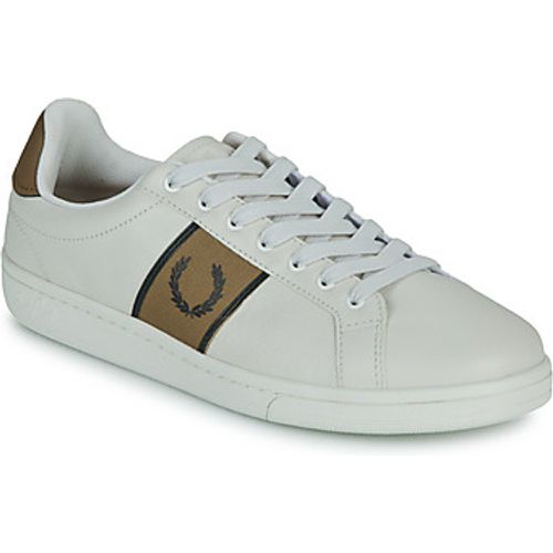 B721 LEATHER men's Shoes (Trainers) in - Fred Perry - Modalova