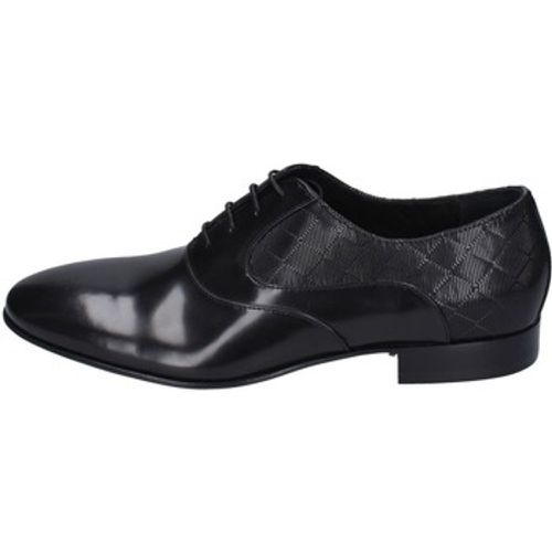 EZ113 men's Derby Shoes & Brogues in - Eveet - Modalova