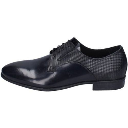 EZ97 men's Derby Shoes & Brogues in - Eveet - Modalova