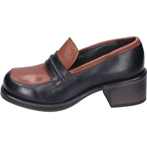 EY559 72304E women's Loafers / Casual Shoes in - Moma - Modalova