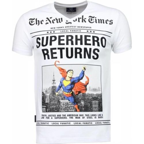 T-Shirt SuperHero Returns - Local Fanatic - Modalova