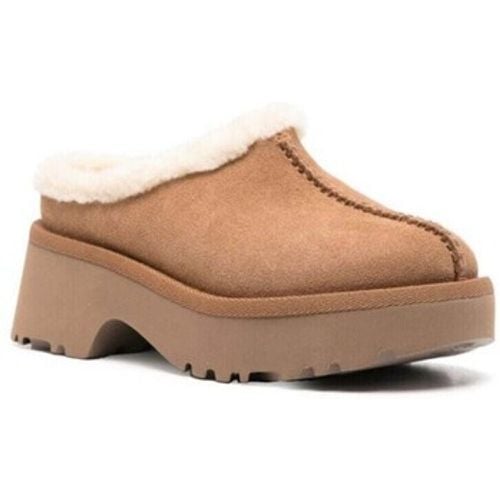 Clogs SCHUHE W NEW HEIGHTS COZY CLOG - Ugg - Modalova