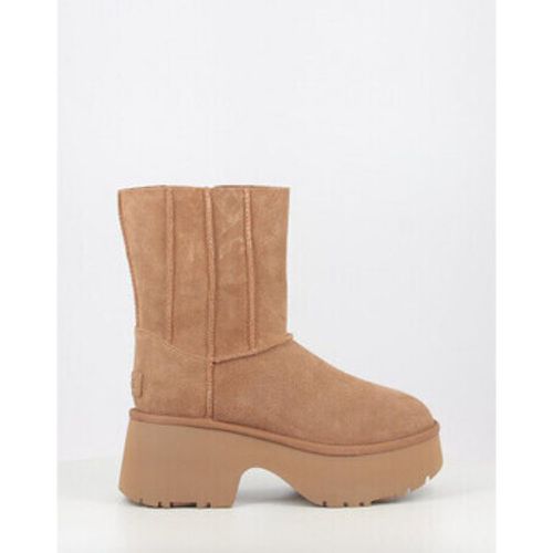 Stiefel CLASSIC TWIN SEAM NEW HEIGHTS - Ugg - Modalova