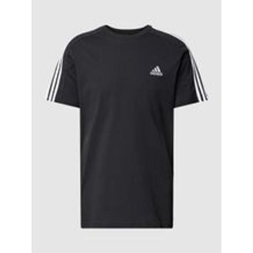 T-Shirt mit Label-Stitching - adidas Sportswear - Modalova