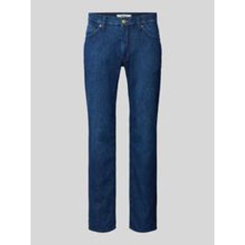 Modern Fit Jeans mit Label-Patch Modell 'CHUCK' - BRAX - Modalova