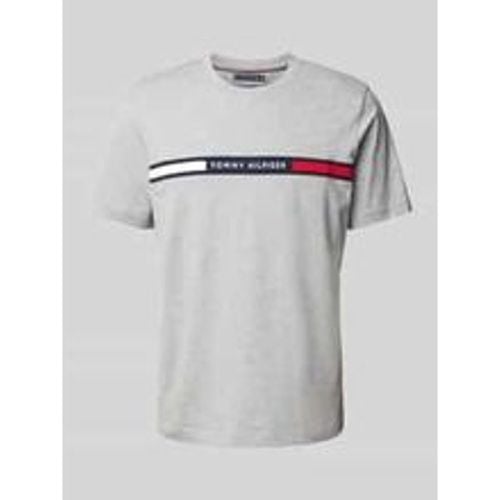 Regular Fit T-Shirt mit Label-Stitching - Tommy Hilfiger - Modalova