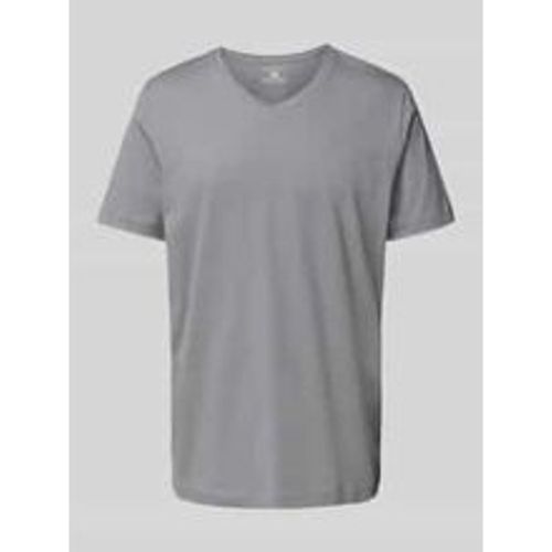 T-Shirt mit V-Ausschnitt - christian berg - Modalova