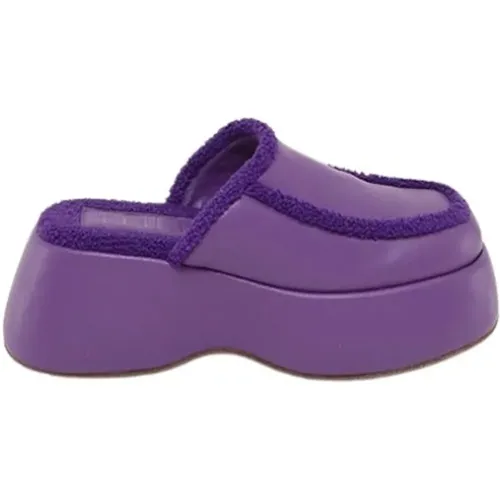 Celya Coral Grape Sandals , female, Sizes: 8 UK, 5 UK, 7 UK - THEMOIRè - Modalova