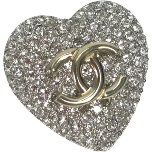 Pre-owned Metal brooches , female, Sizes: ONE SIZE - Chanel Vintage - Modalova