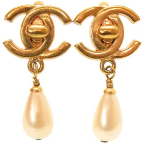 Gold Metal Chanel Earrings , female, Sizes: ONE SIZE - Chanel Vintage - Modalova