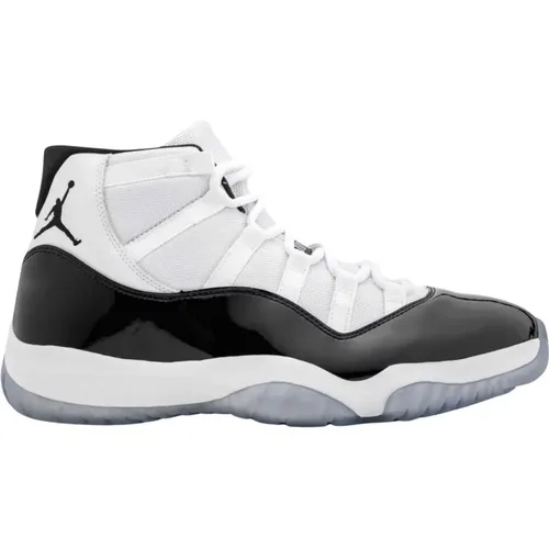 Retro Concord 11 Limited Edition , male, Sizes: 5 UK, 10 UK, 13 UK, 15 1/2 UK, 11 1/2 UK, 6 UK, 12 UK, 8 UK, 4 1/2 UK, 2 UK, 8 1/2 UK, 11 UK, 3 1/2 UK - Nike - Modalova