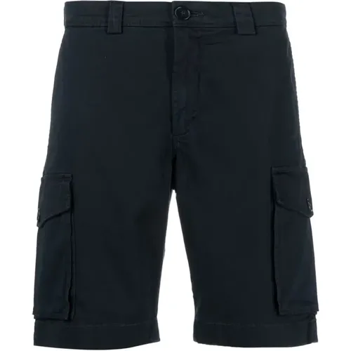 Shorts with Button and Zip Fastening , male, Sizes: W33, W32, W31, W30 - Woolrich - Modalova